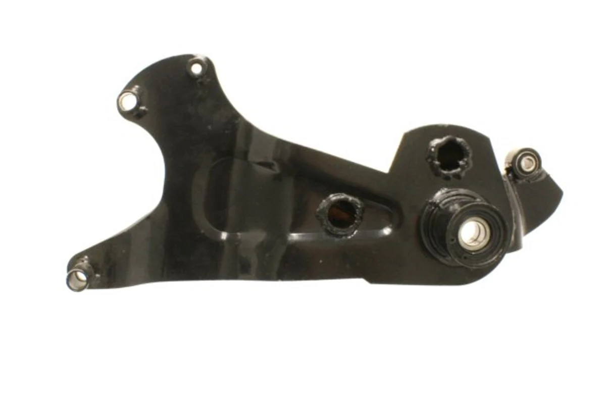 1419-swingarm-with-muffler-mount-for-long-case-150cc-and-125cc-gy6-engines-1.webp Swingarm with Muffler Mount for Long Case 150cc and 125cc GY6 Engines