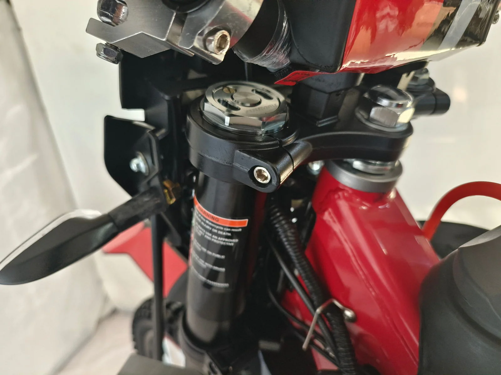 1645-trailmaster-tm35x-250cc-dual-sport-dirt-bike-5-speed-manual-dual-disc-brakes-21-18-wheels-12.webp TrailMaster TM35X 250cc Dual Sport Dirt Bike, 5-Speed Manual, Dual Disc Brakes, (21/18) Wheels