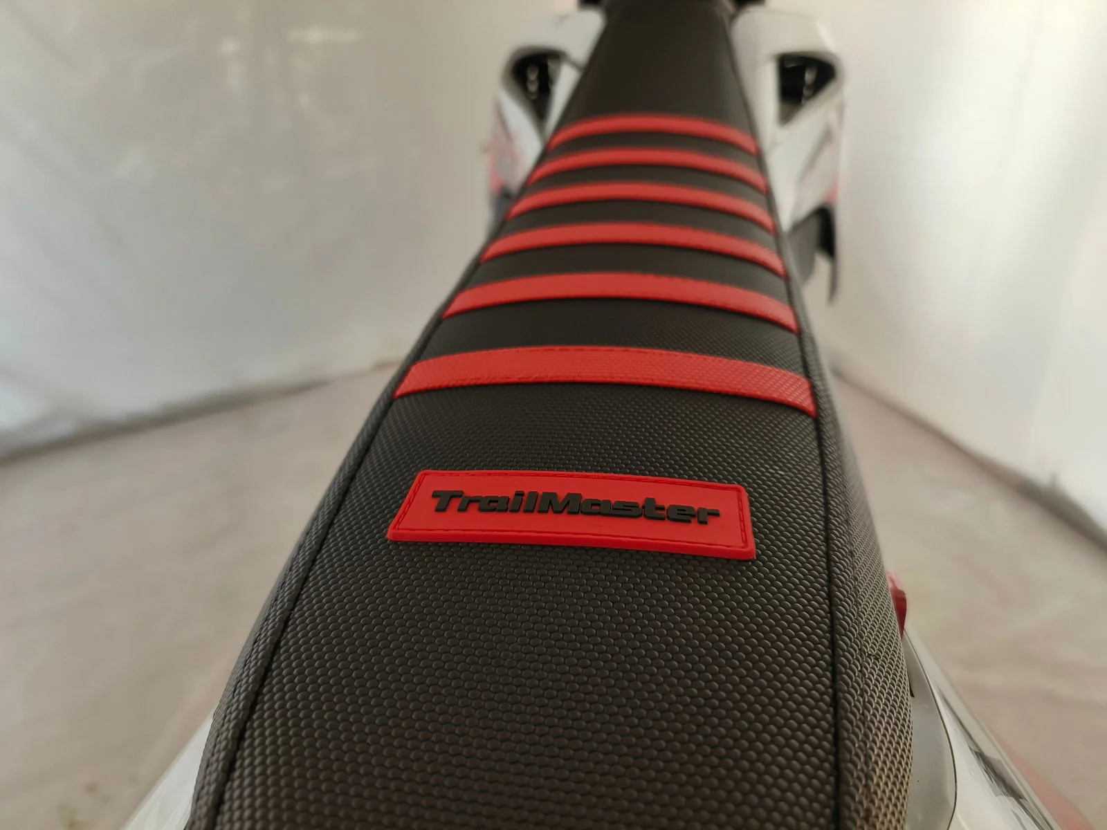 1645-trailmaster-tm35x-250cc-dual-sport-dirt-bike-5-speed-manual-dual-disc-brakes-21-18-wheels-6.webp TrailMaster TM35X 250cc Dual Sport Dirt Bike, 5-Speed Manual, Dual Disc Brakes, (21/18) Wheels