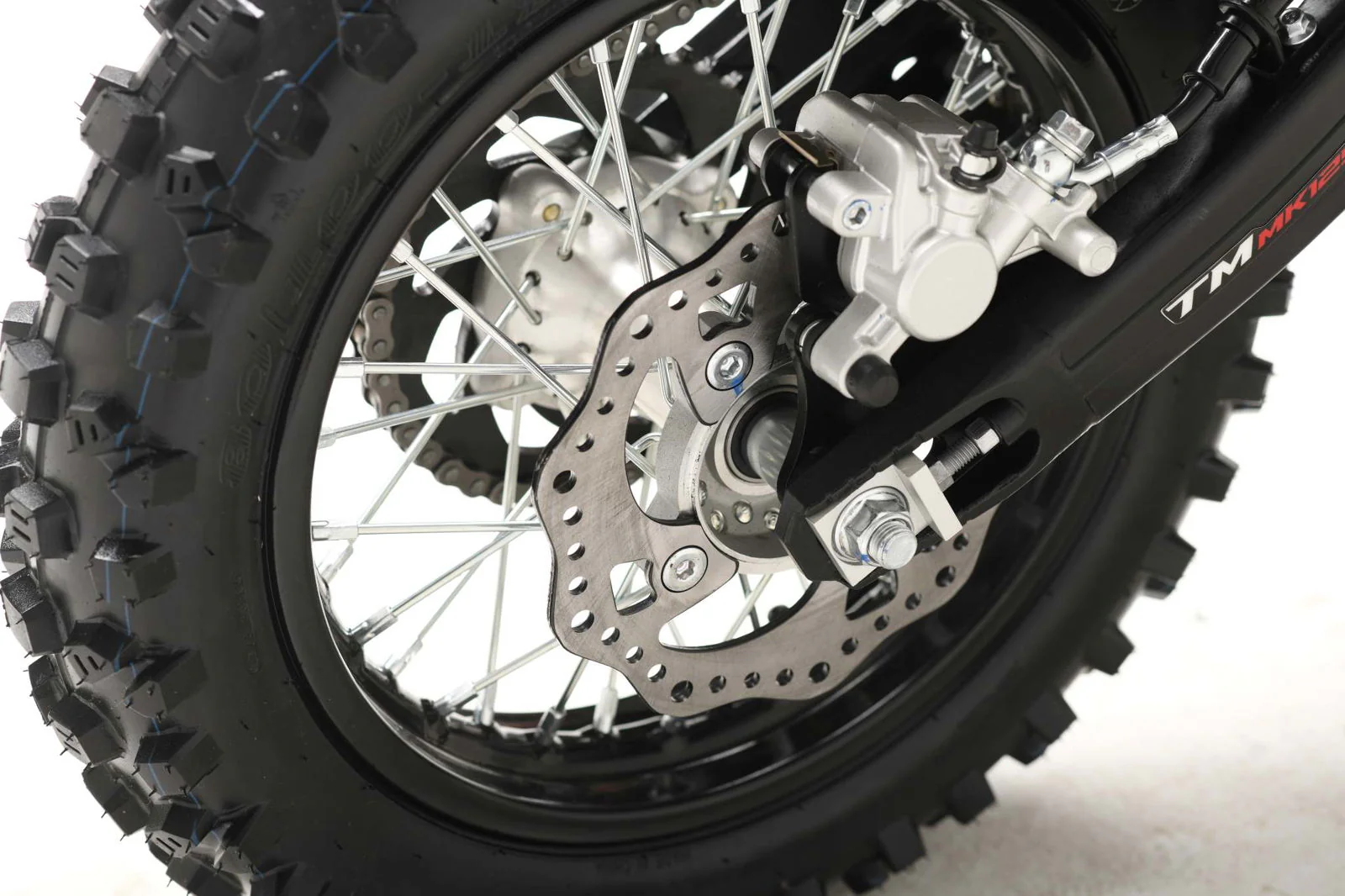 TrailMaster MK125 Dirt Bike 4-Speed Manual Dual Disc Brakes, Electric Start (14/12), Ages 12 and up