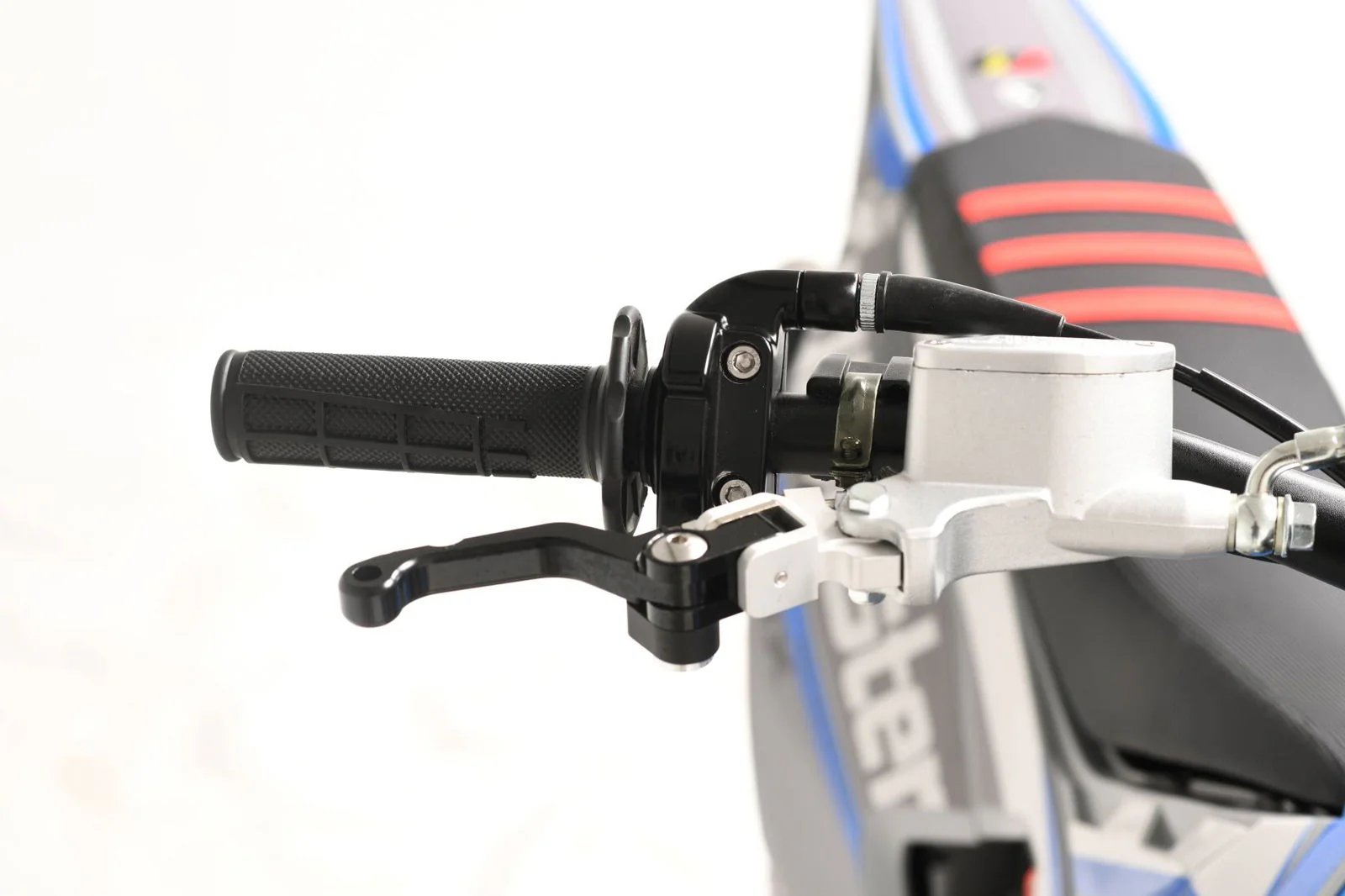 1746-trailmaster-mx250-pro-dirt-bike-5-speed-manual-dual-disc-brakes-electric-start-21-18-wheels-32.webp TrailMaster MX250-Pro Dirt Bike, 5-Speed Manual, Dual Disc Brakes, Electric Start (21/18) Wheels