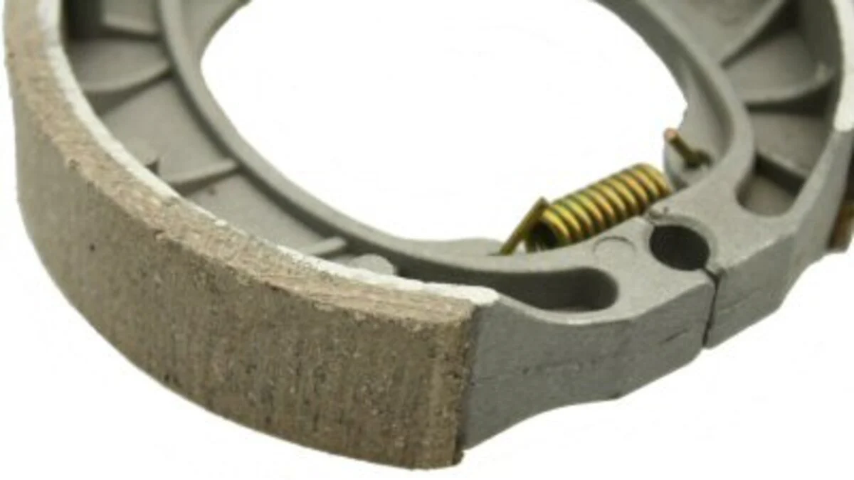 3546-105mm-brake-shoes-2.webp 105mm Brake Shoes