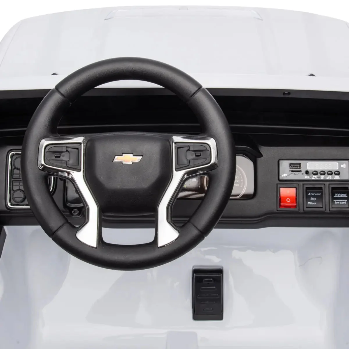 3770-24v-4x4-chevrolet-silverado-2-seater-ride-on-truck-17.webp 24V 4x4 Chevrolet Silverado 2 Seater Ride on Truck