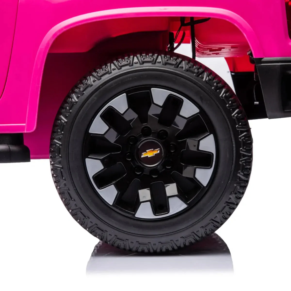 3770-24v-4x4-chevrolet-silverado-2-seater-ride-on-truck-6.webp 24V 4x4 Chevrolet Silverado 2 Seater Ride on Truck