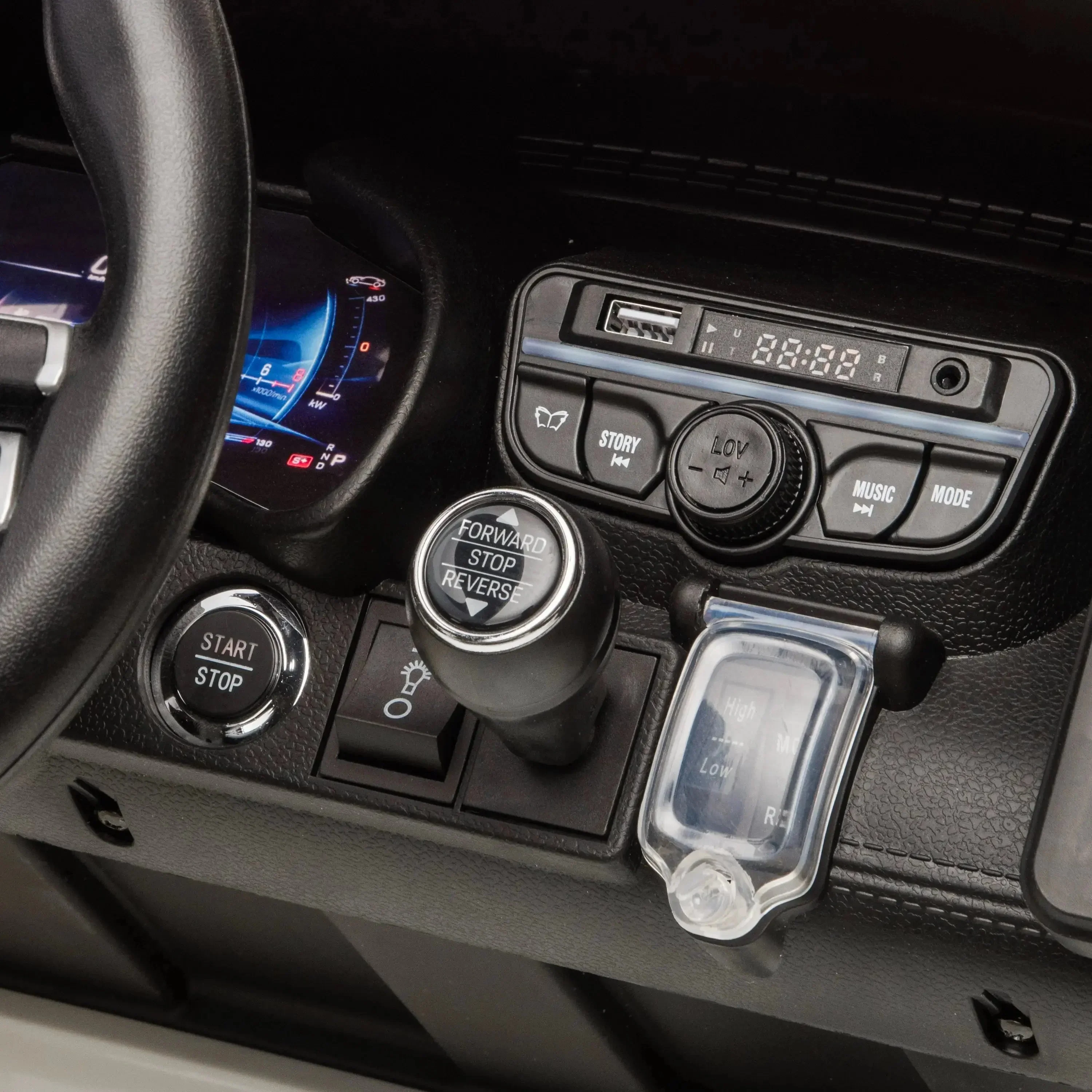 3847-24v-mercedes-amg-gt63-ride-on-car-20.webp 24V Mercedes AMG GT63 Ride on car