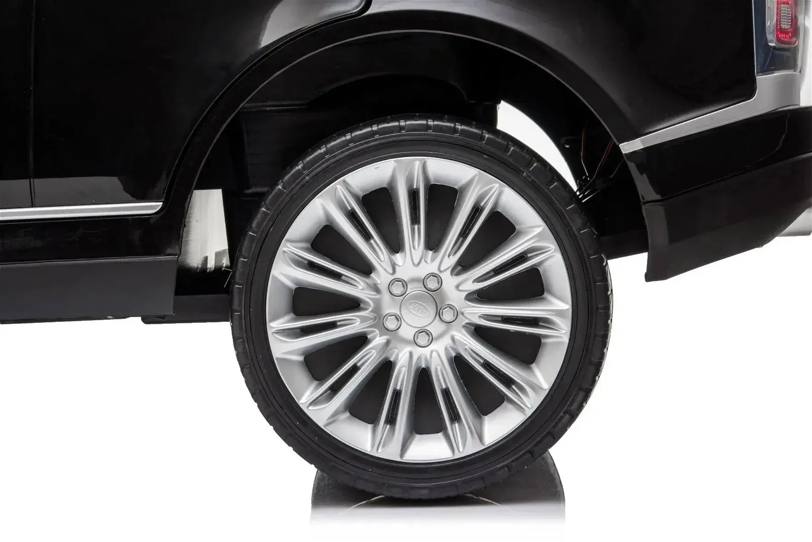 3863-24v-range-rover-hse-2-seater-ride-on-6.webp 24V Range Rover HSE 2 Seater Ride on
