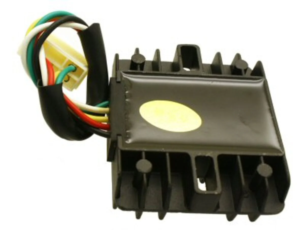 4224-5-pin-regulator-3.webp 5 Pin Regulator